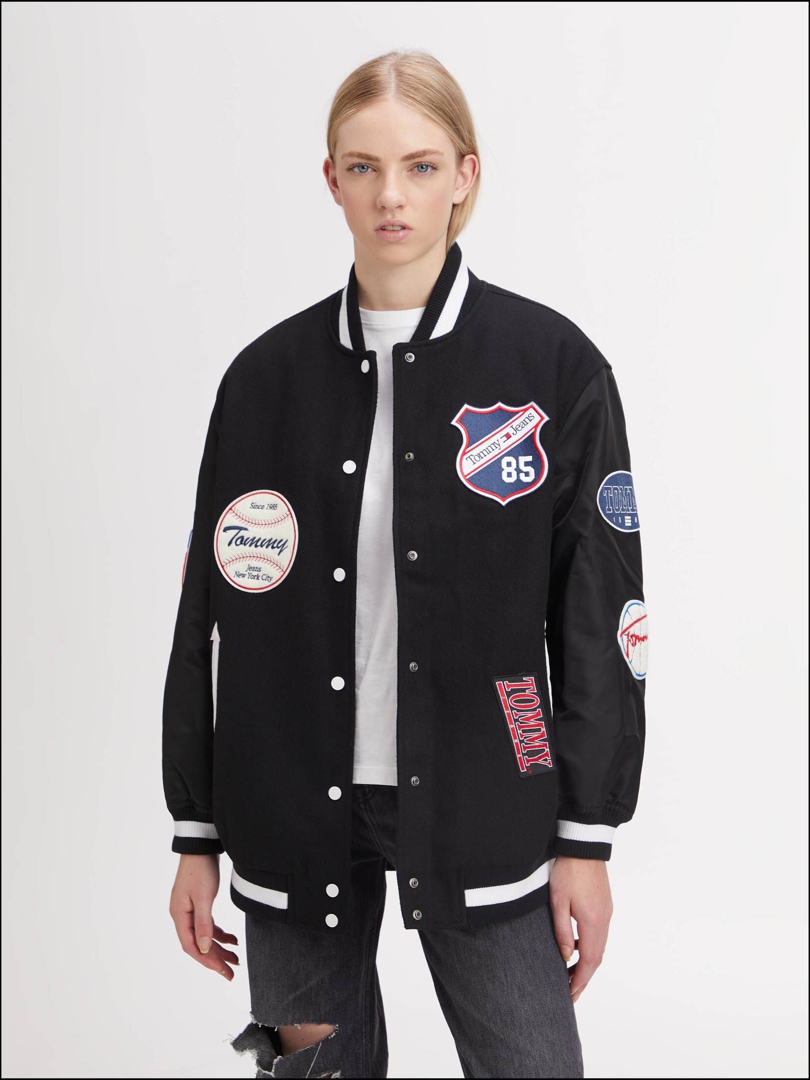 Tommy Jeans Damen Blouson TJM OVERSIZED LETTERMAN JACKET in schwarz ...