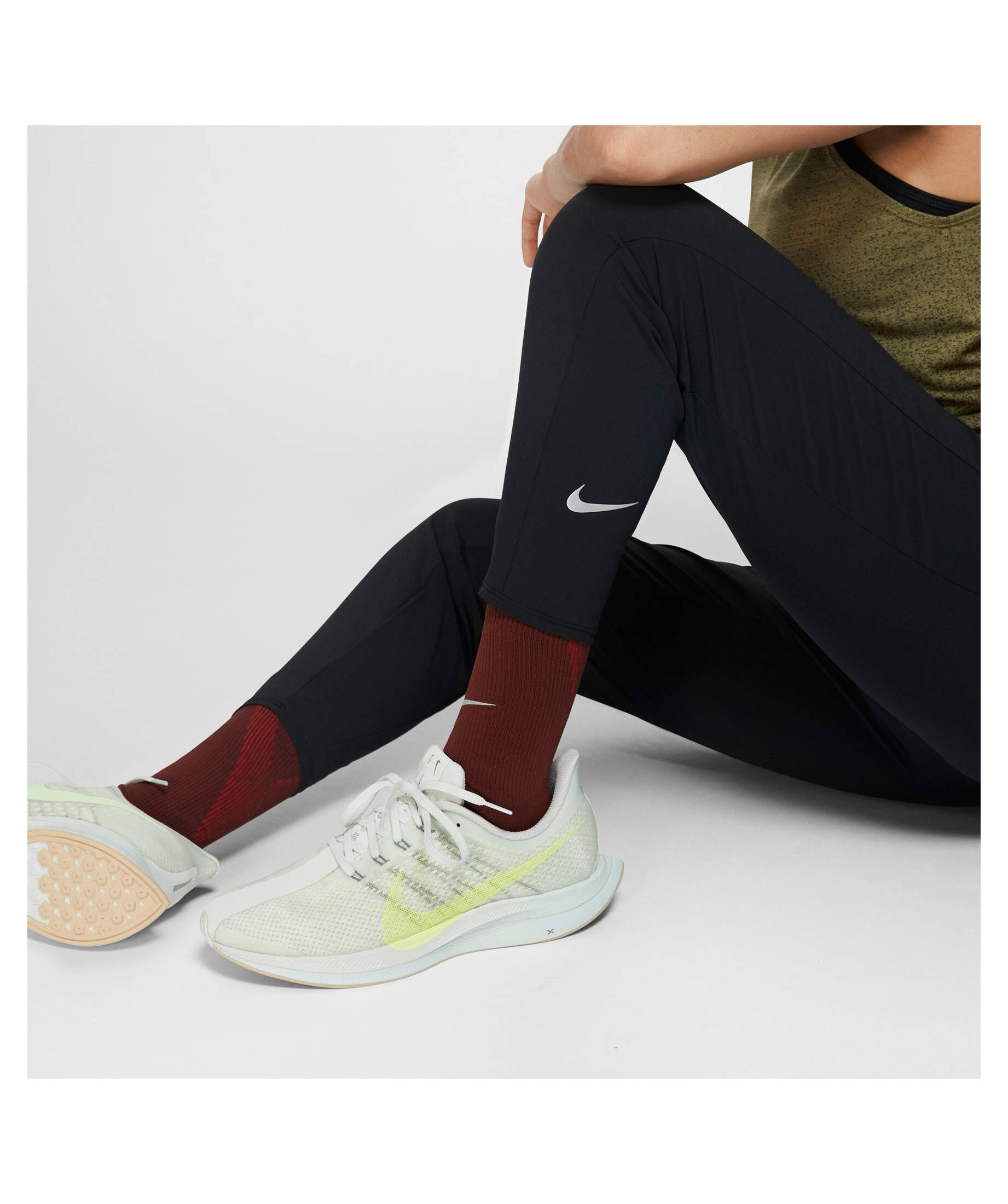 Obsesión Melodrama luto Nike Damen Hose "Nike Essentials Women's 7/8 Running Pants" kaufen |  engelhorn