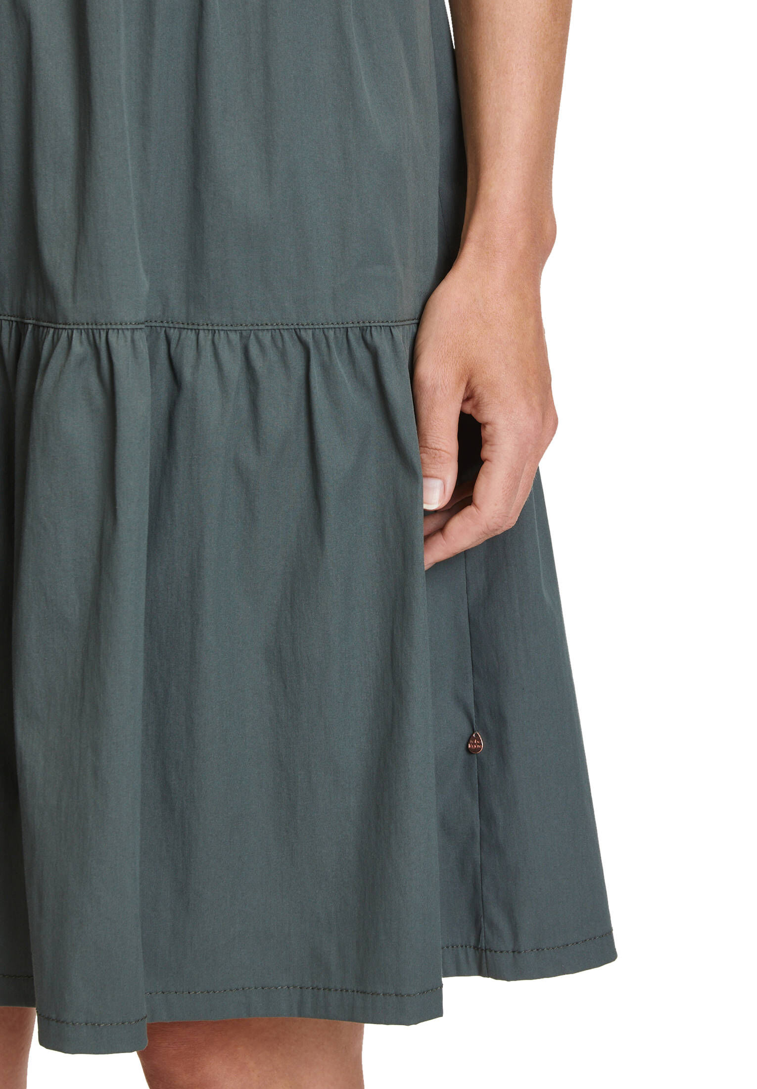 Sommerkleid ELEMENTS mit Stufen main image 1
