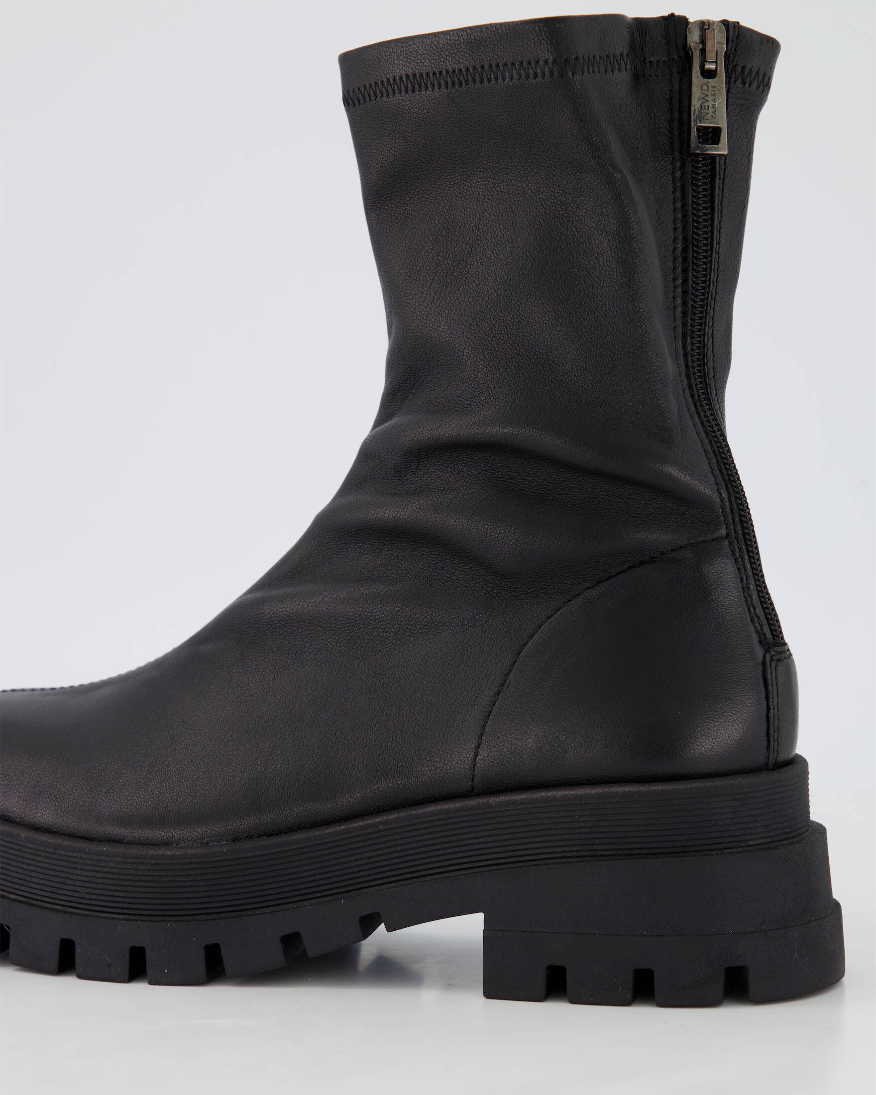 Damen Boots TESS