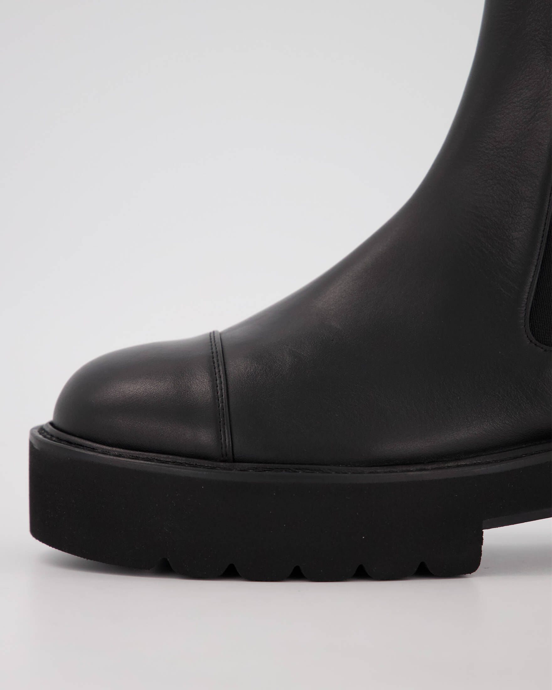 stuart weitzman presley ultralift bootie