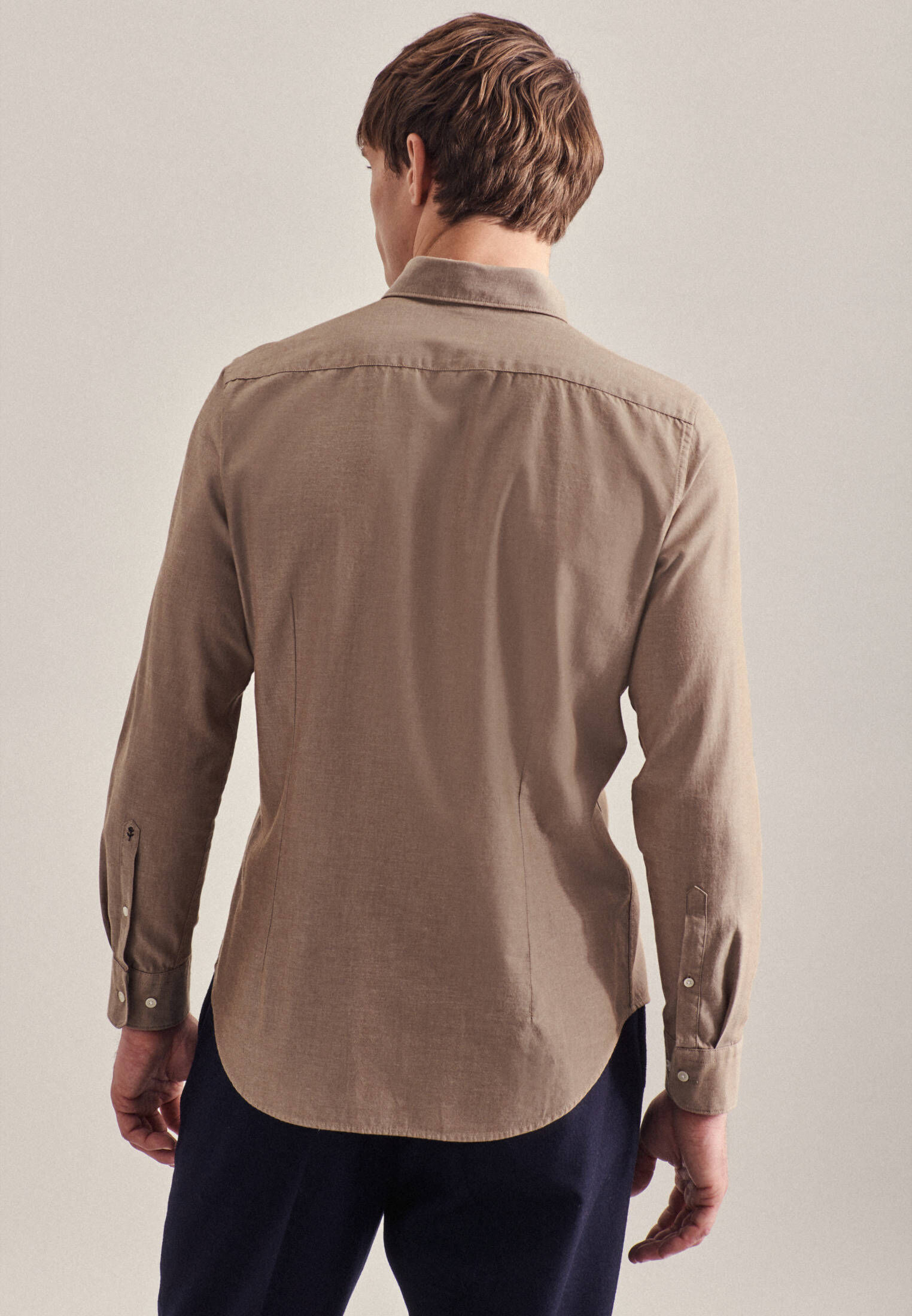 Seidensticker Herren Business Hemd Slim Fit – Stehkragen, 100% Baumwolle, Blickdicht – Modernes Business-Outfit Für Smarte Looks