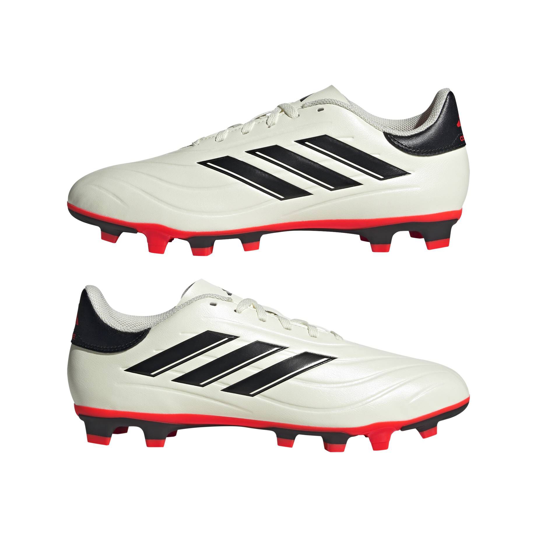 Elegantes Fussballschuhe Kunstrasen Herren Bild