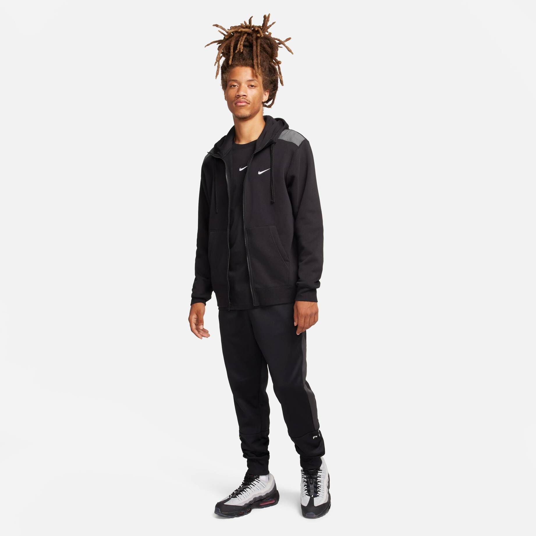 nike winterjacke herren mit kapuze