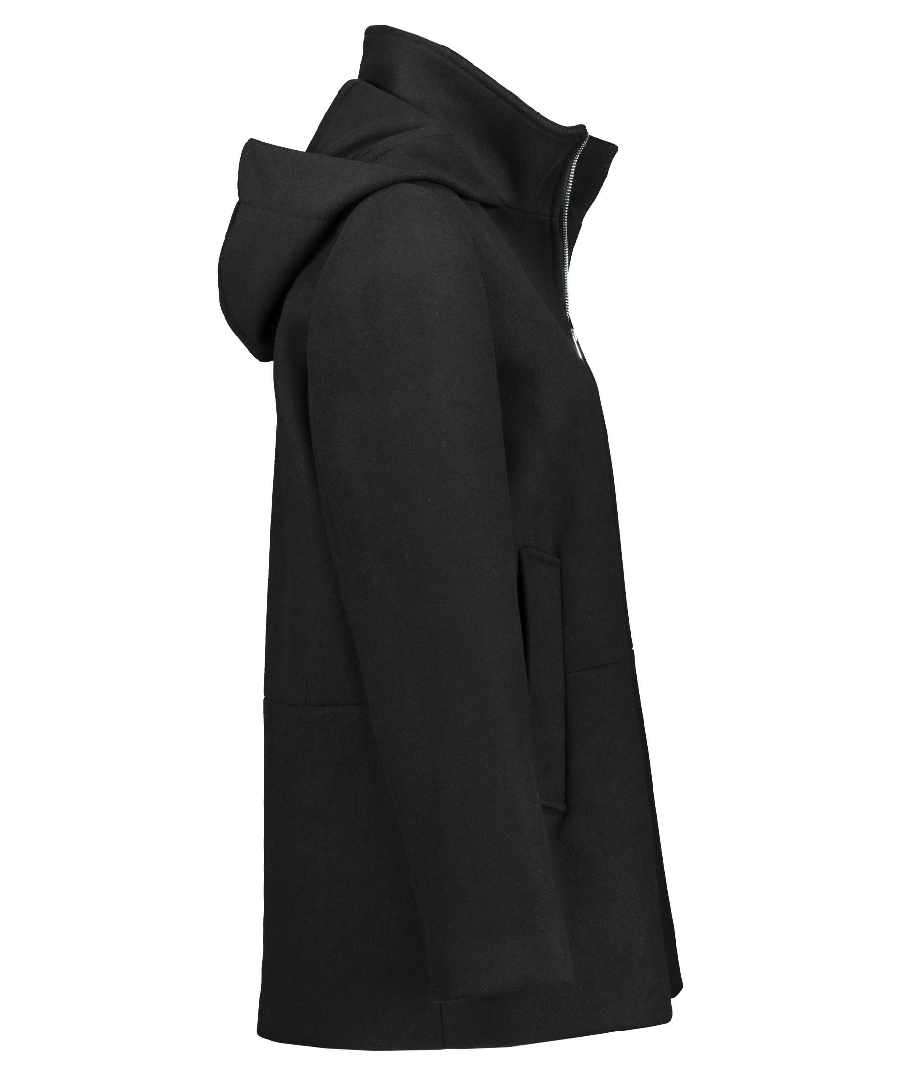 jacke mit brille in kapuze