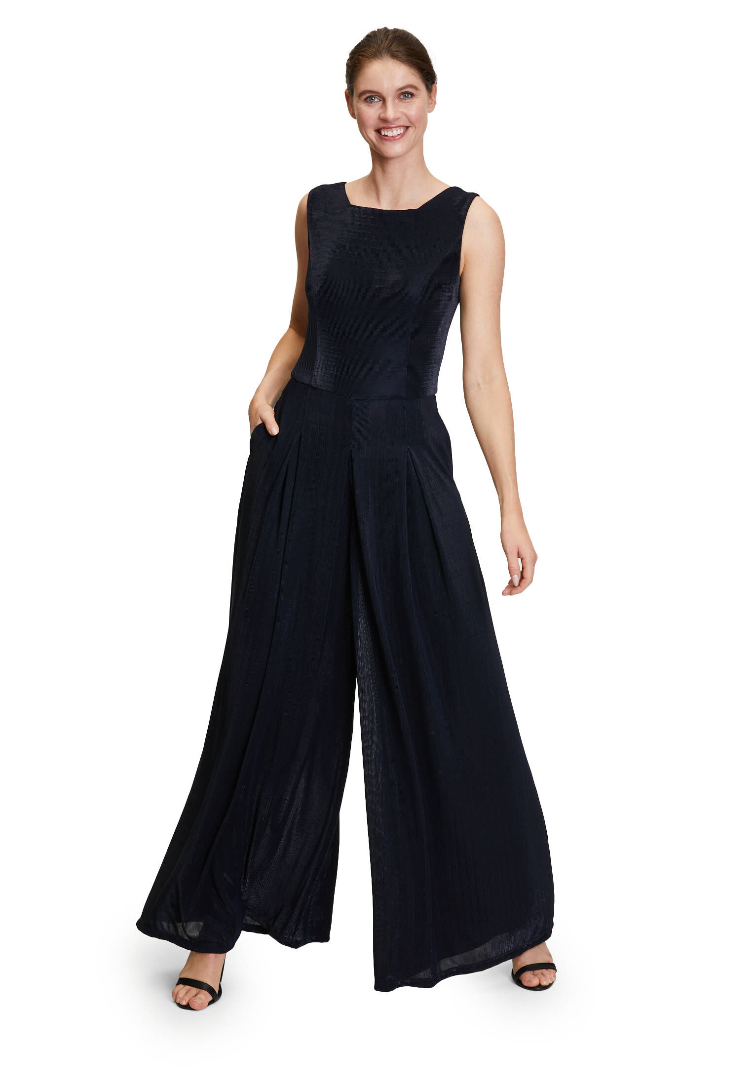Vera Mont Damen Jumpsuit mit weitem Bein kaufen engelhorn