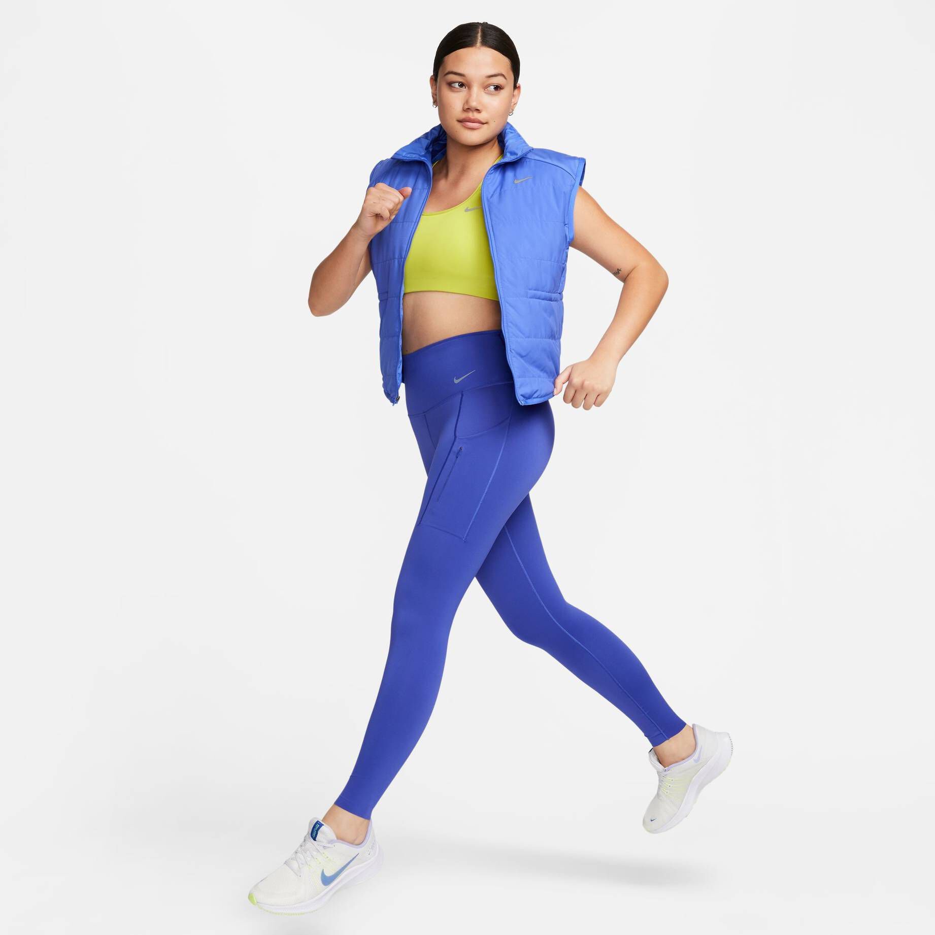 Nike Therma-FIT Damen-Laufweste mit Synthetikfüllung. Nike DE