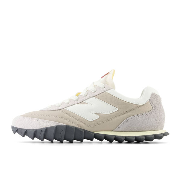 New Balance Herren Sneaker RC30