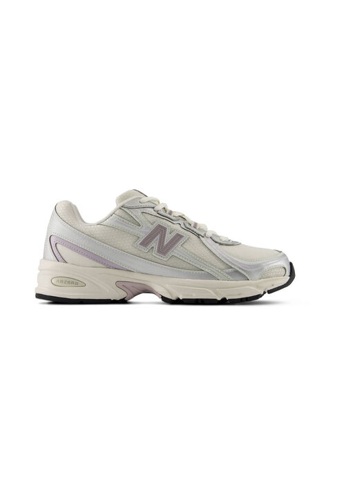 New Balance Sneaker 740